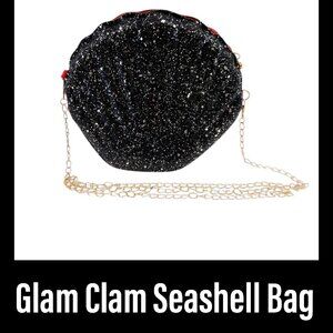Glam Clam /Sparkle Seashell Shaped Crossbody Handbag / Purse/ Black/Silver - NWT